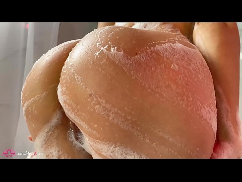 ❤️ Brunette Akuseweretsa maliseche ndi Vibrator mpaka Intense Orgasm mu Shower ❤️ zolaula ny.sexeey.ru